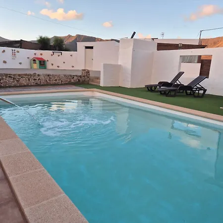 La Tosca Villa *